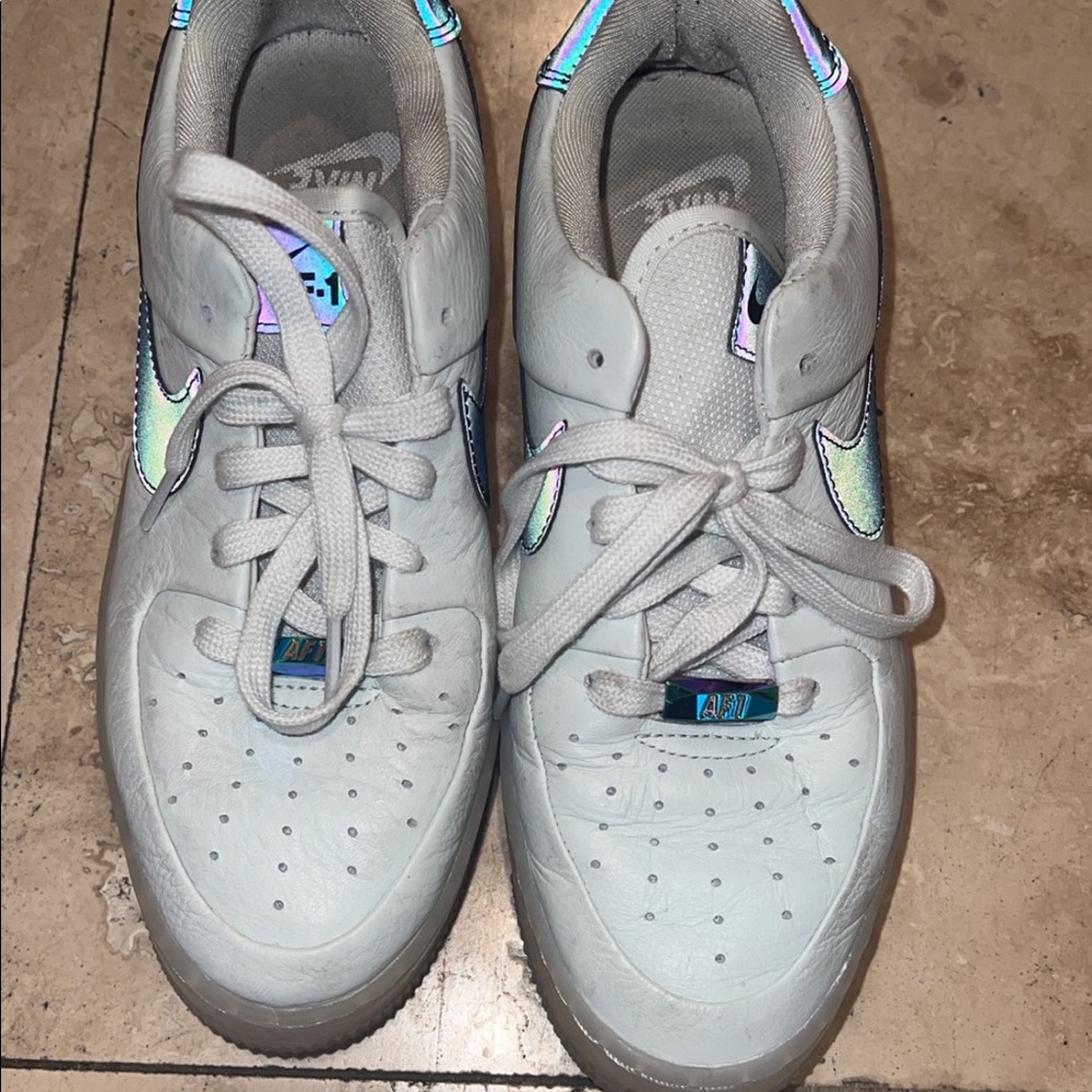 Nike Shoes - Picture 6 of 7